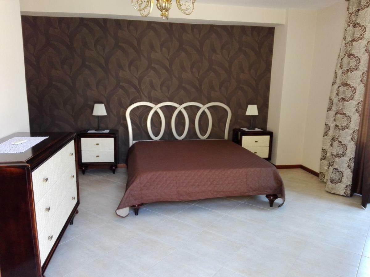 B&B Dante Barrafranca Bagian luar foto