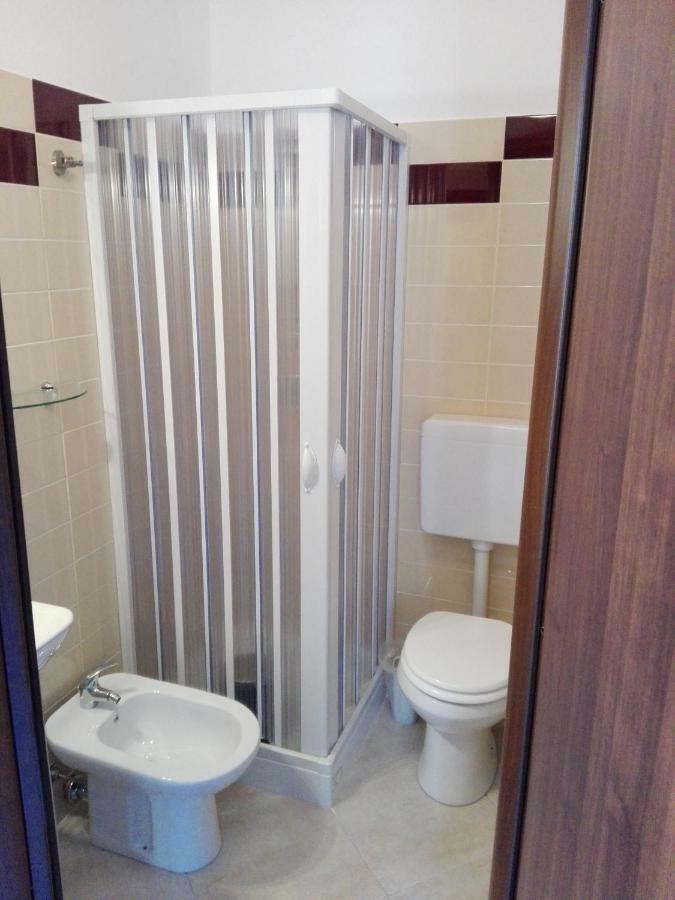 B&B Dante Barrafranca Bagian luar foto