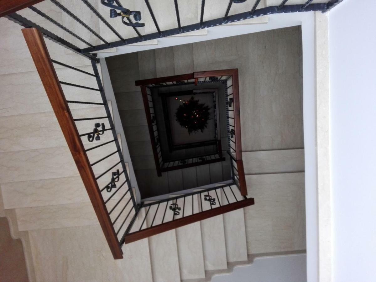 B&B Dante Barrafranca Bagian luar foto